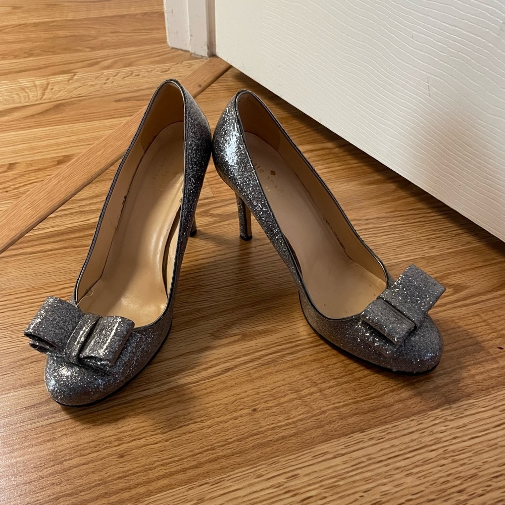 Kate Spade grey sparkly Dorothy heels 👠